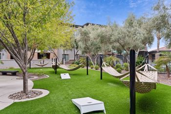 Garden area at The Laurel Apartments, Chandler Arizona